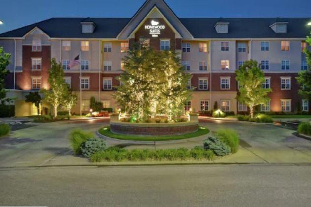 Homewood Suites By Hilton At The Waterfront Wichita Exteriér fotografie