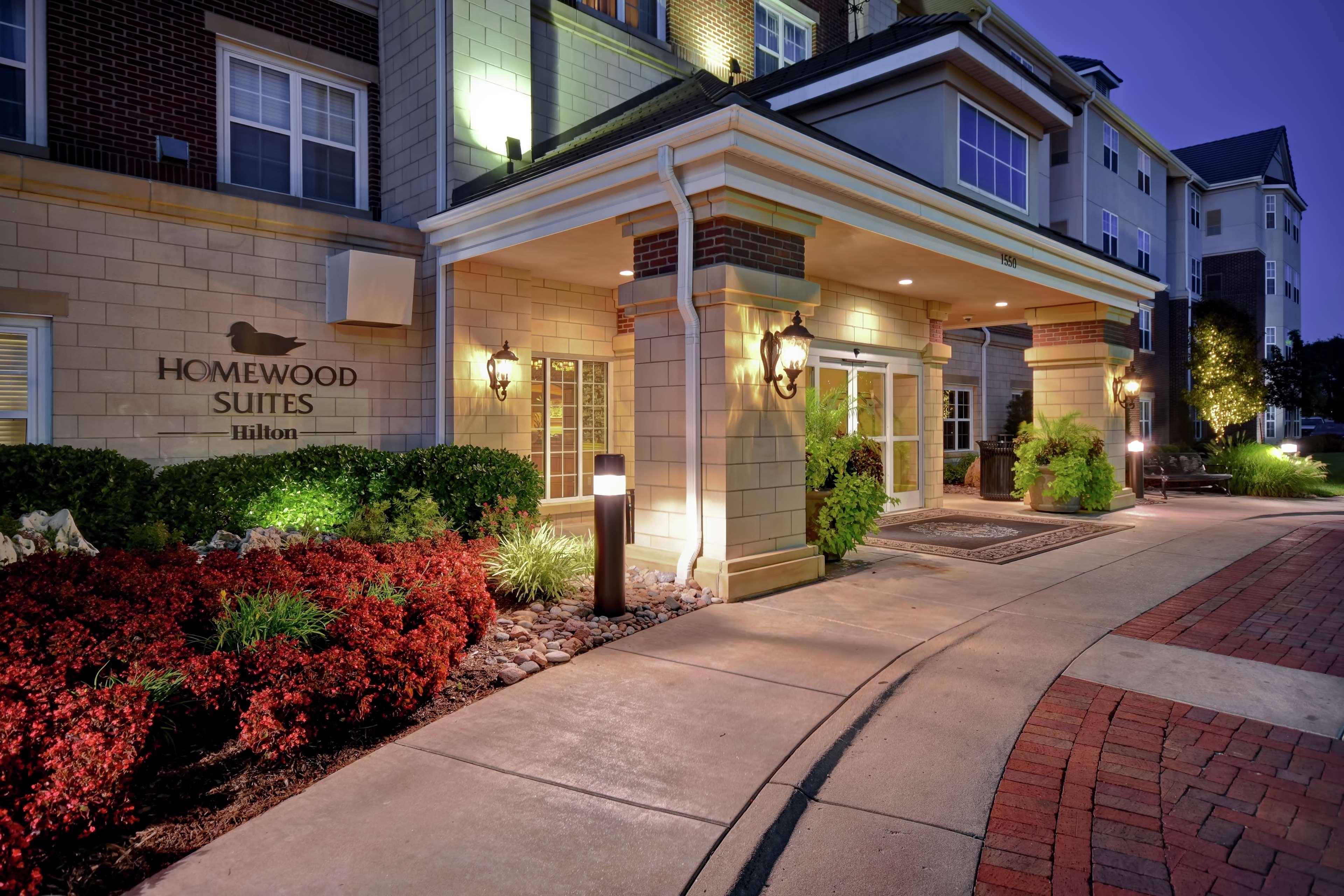 Homewood Suites By Hilton At The Waterfront Wichita Exteriér fotografie