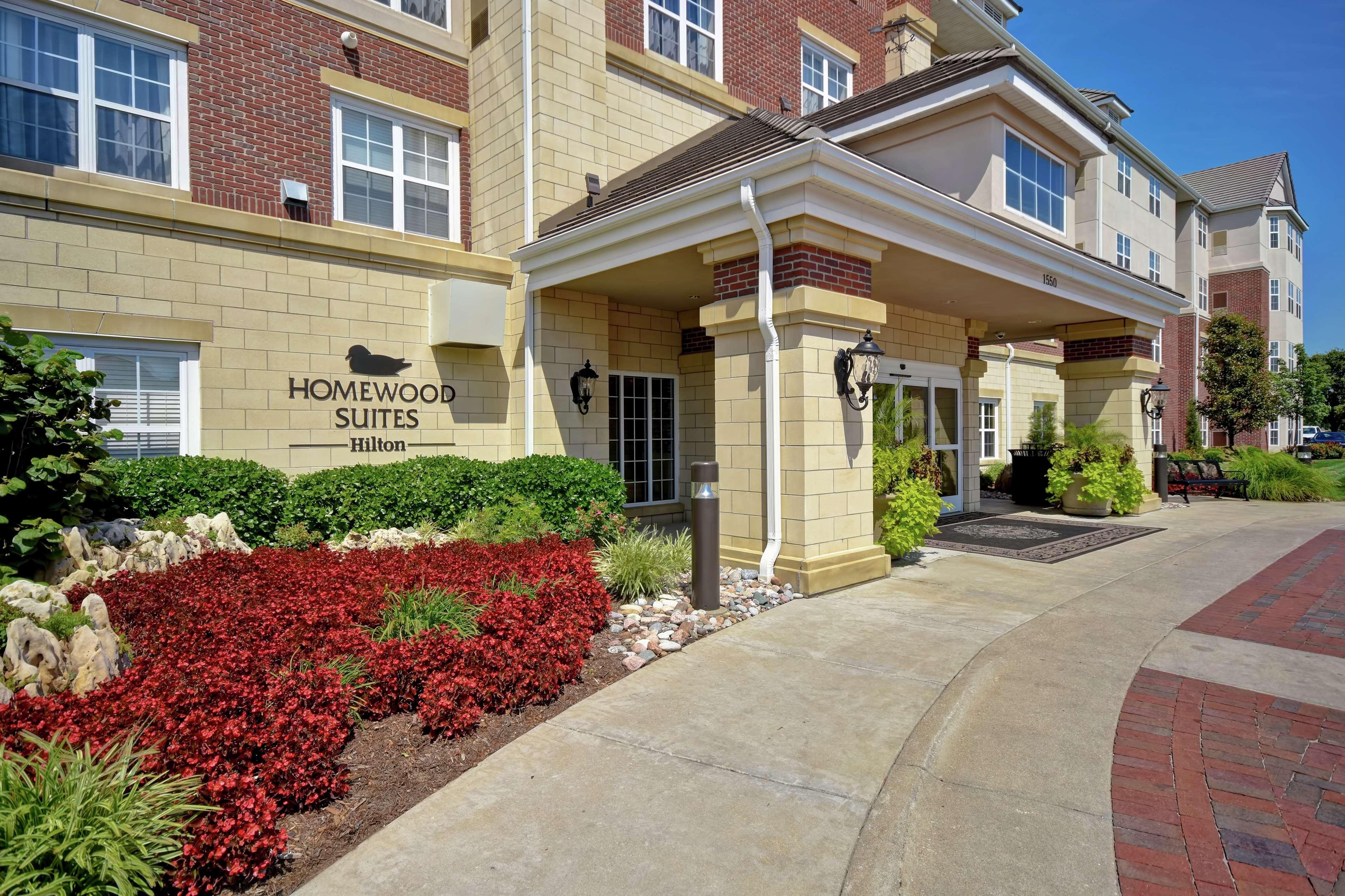 Homewood Suites By Hilton At The Waterfront Wichita Exteriér fotografie