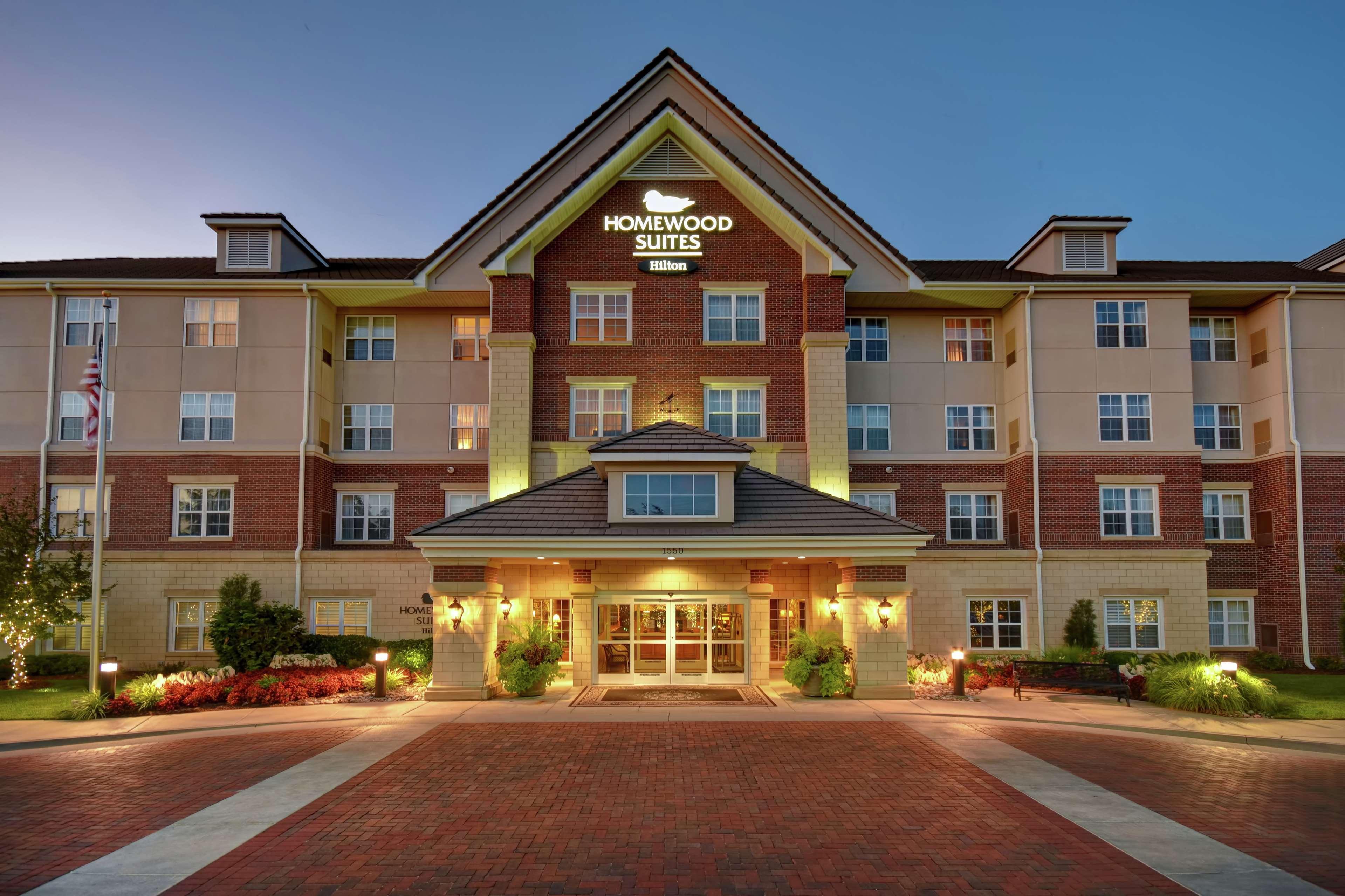 Homewood Suites By Hilton At The Waterfront Wichita Exteriér fotografie