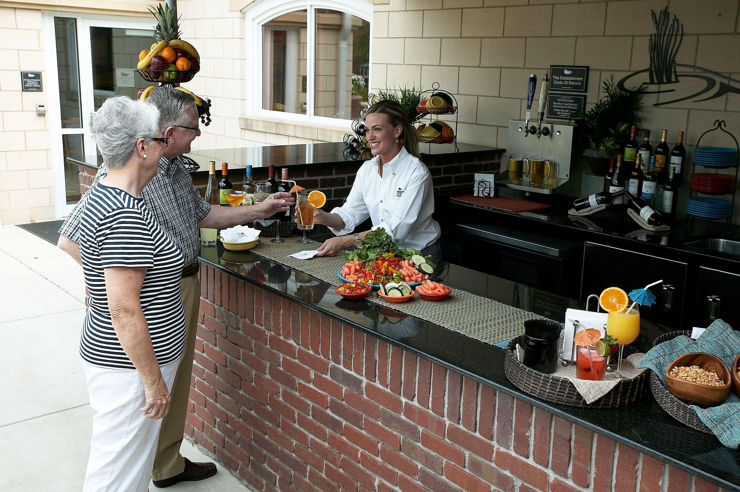 Homewood Suites By Hilton At The Waterfront Wichita Restaurace fotografie