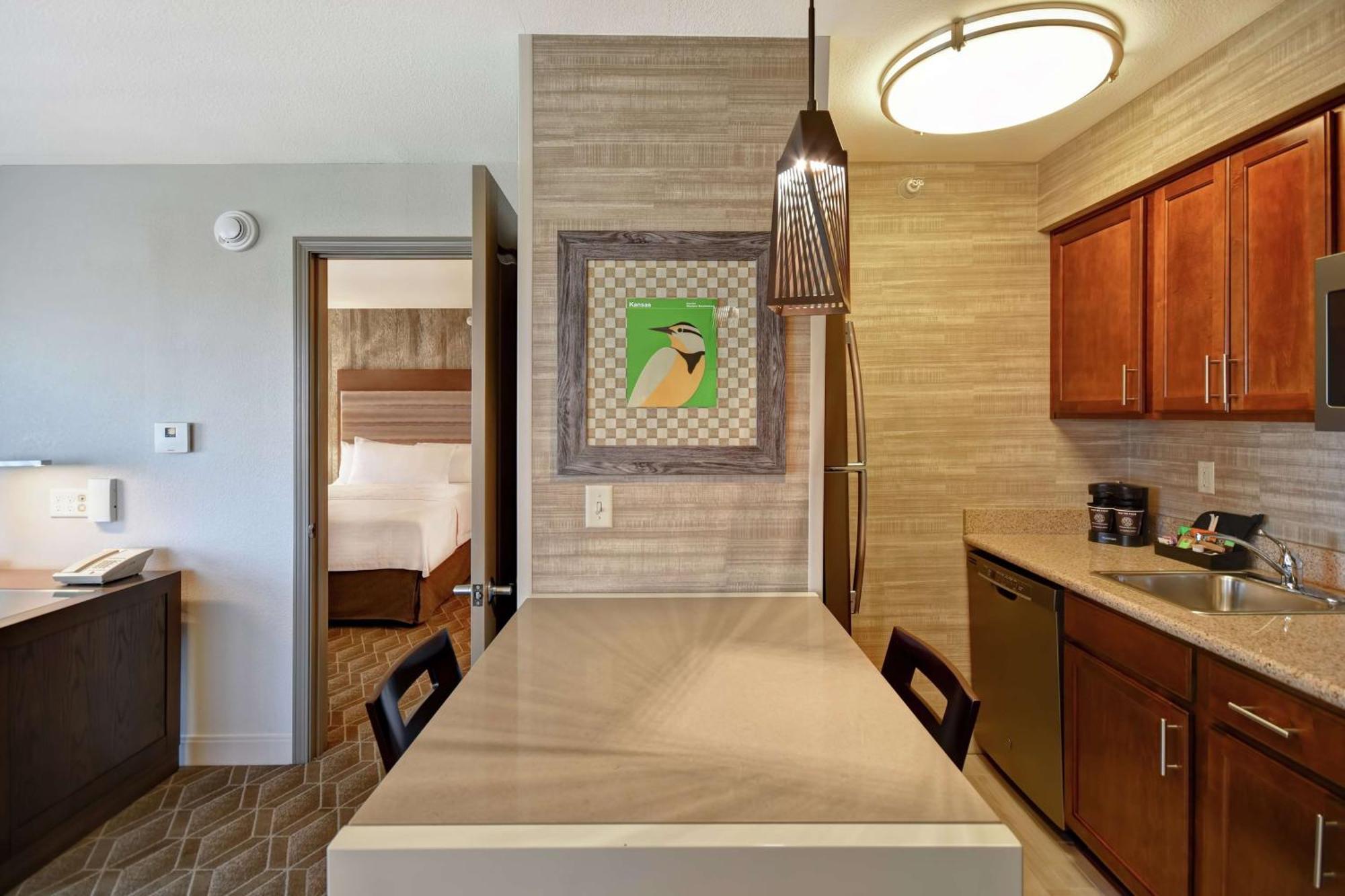 Homewood Suites By Hilton At The Waterfront Wichita Exteriér fotografie