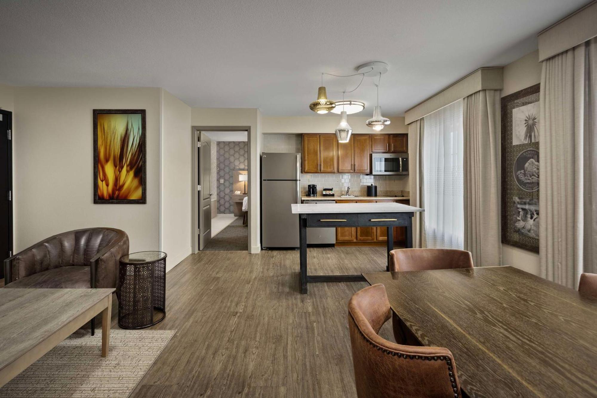 Homewood Suites By Hilton At The Waterfront Wichita Exteriér fotografie