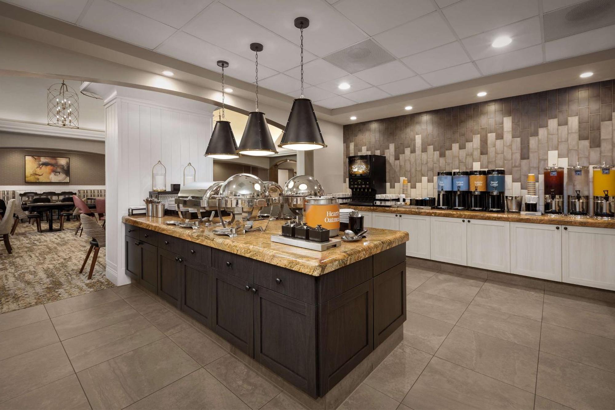 Homewood Suites By Hilton At The Waterfront Wichita Exteriér fotografie